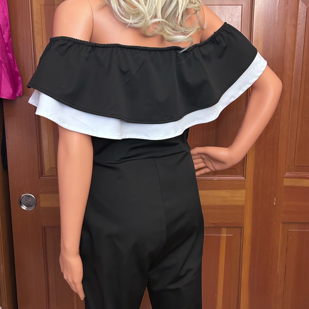 Off Shoulder Slim Fit Short Sleeve Ruffle
Jumpsuit - Picture 13 of 15